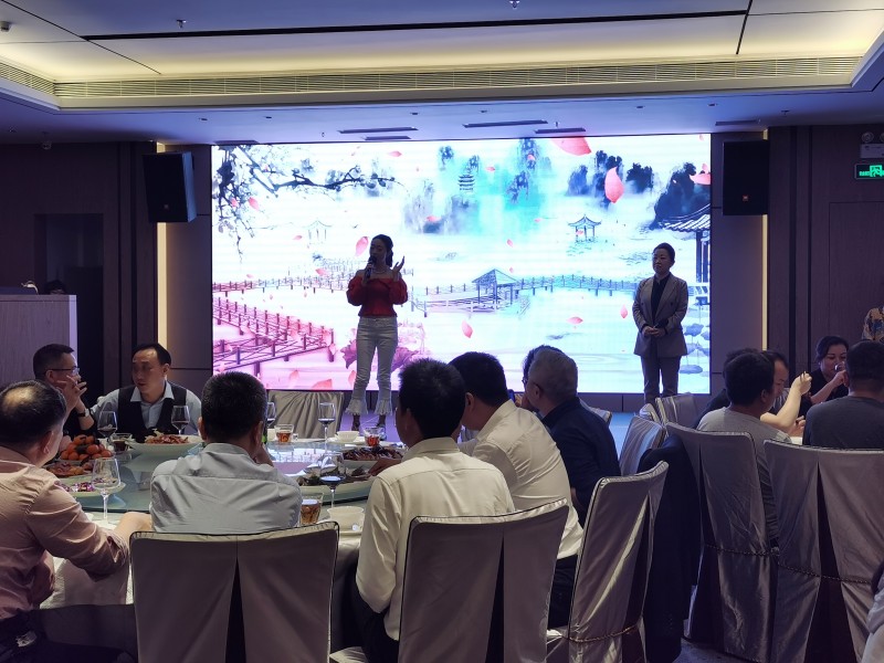 歌曲串燒.jpg 歌曲串燒.jpg