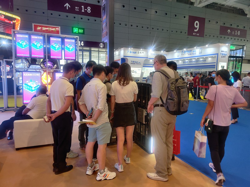 燈桿屏19.jpg 燈桿屏19.jpg