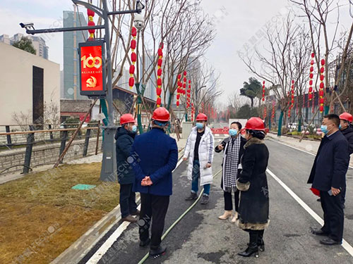 智慧燈桿屏.jpg 智慧燈桿屏.jpg