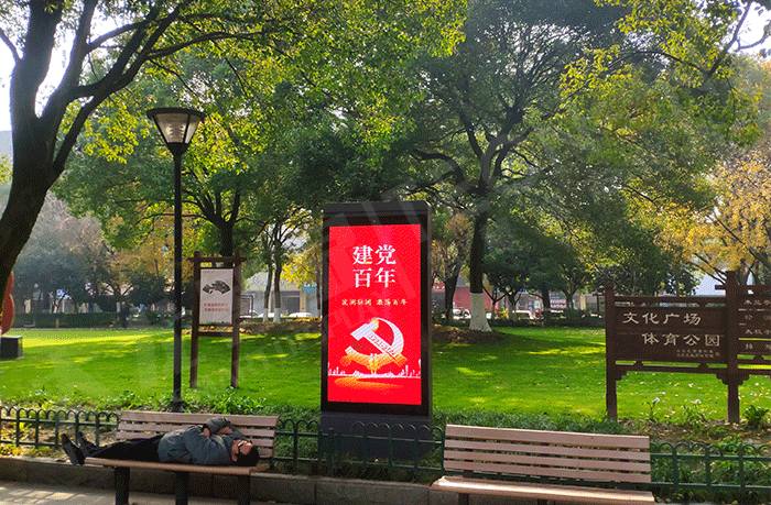 LED廣告機,戶外LED廣告機 LED廣告機,戶外LED廣告機