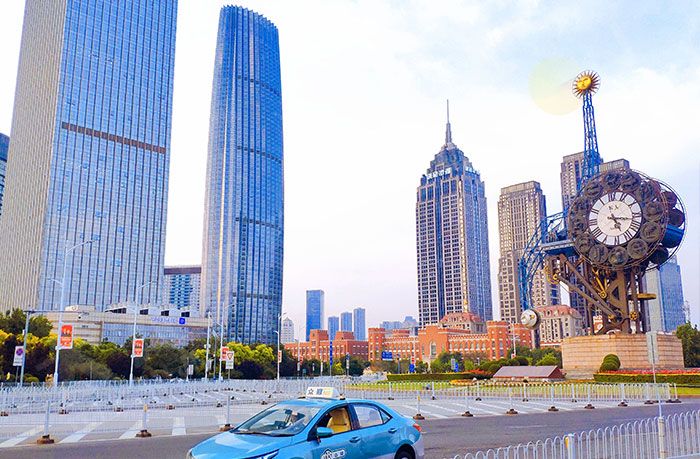 led燈桿屏|智慧燈桿屏|led廣告機(jī)|智慧路燈屏|戶(hù)外LED廣告機(jī)|燈桿屏|智慧燈桿|智慧路燈