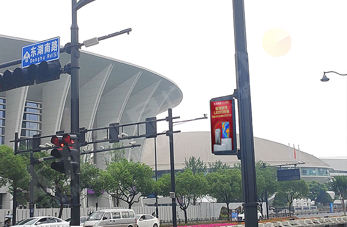 led燈桿屏|智慧燈桿屏|led廣告機|智慧路燈屏|戶外LED廣告機|燈桿屏|智慧燈桿|智慧路燈